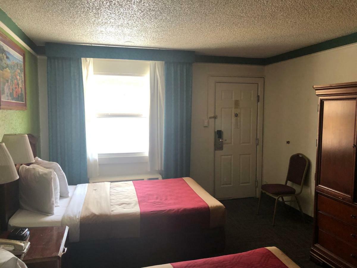 Americas Best Value Inn Denver DEN Exterior foto