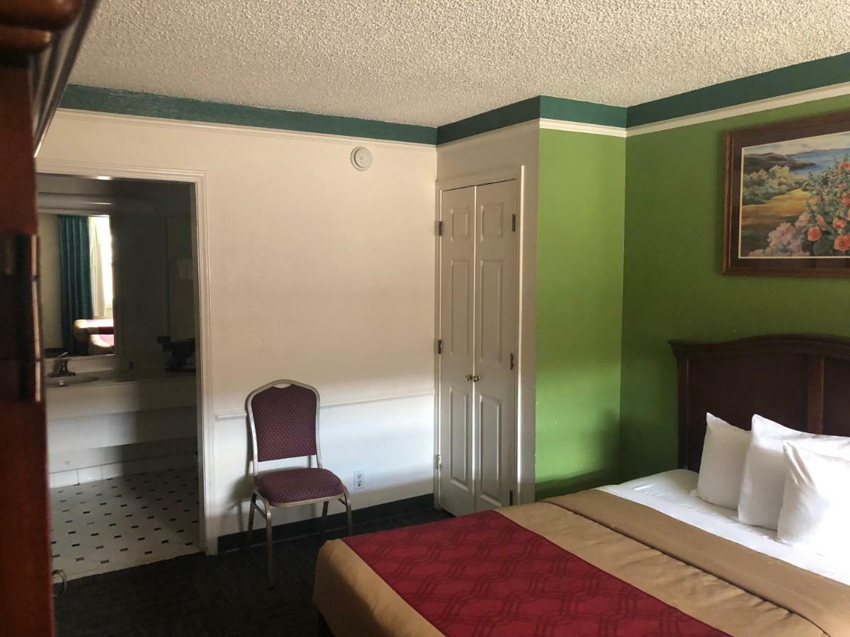 Americas Best Value Inn Denver DEN Exterior foto